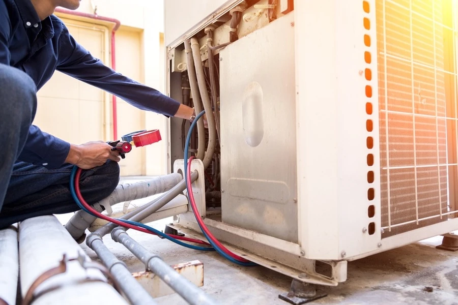 When To Repair Or Replace Your Air Conditioning Unit in Aurora, IL